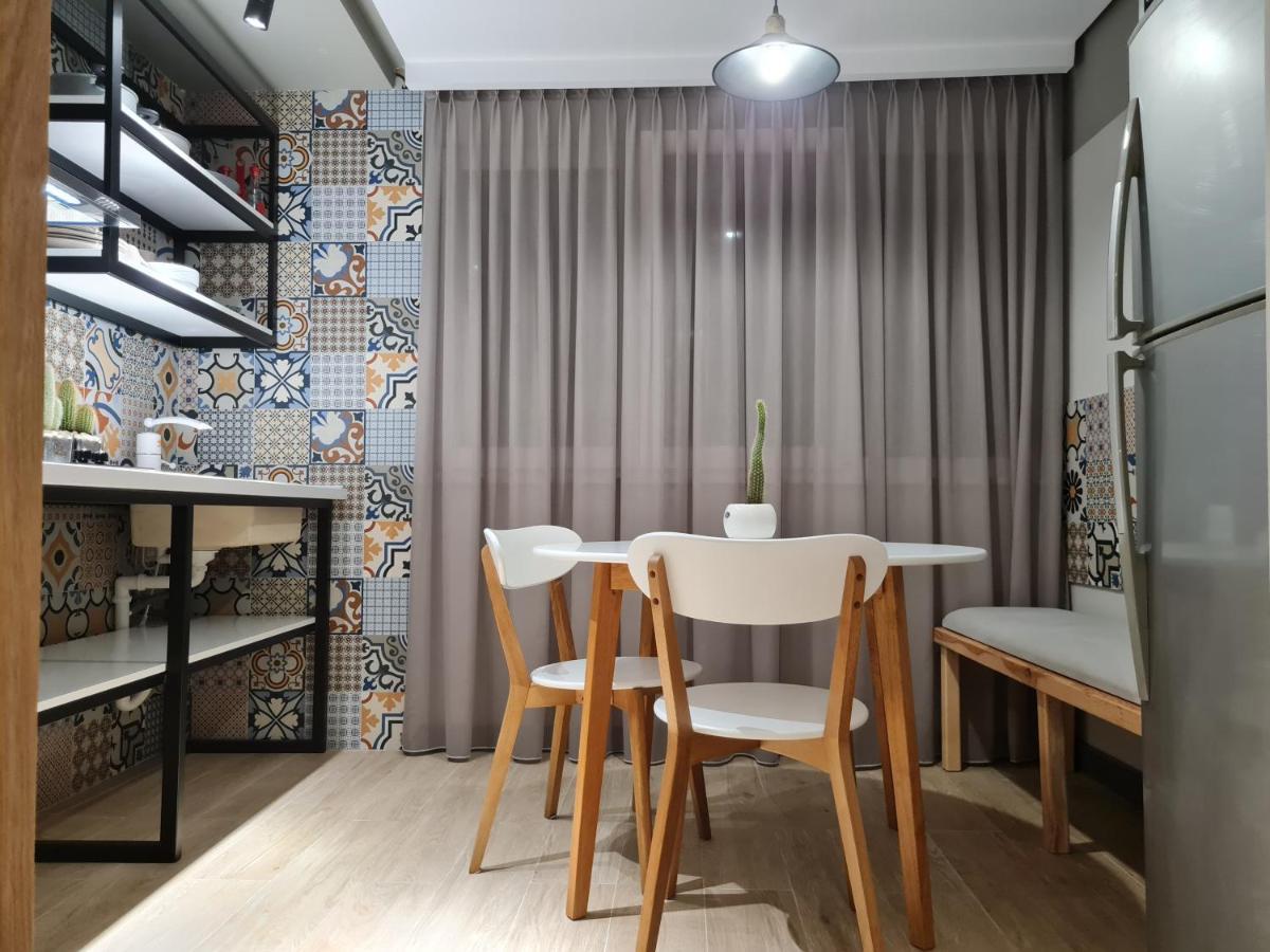 Tam Serviced Studio Apartment Myslym Shyri No1 Тирана Екстер'єр фото