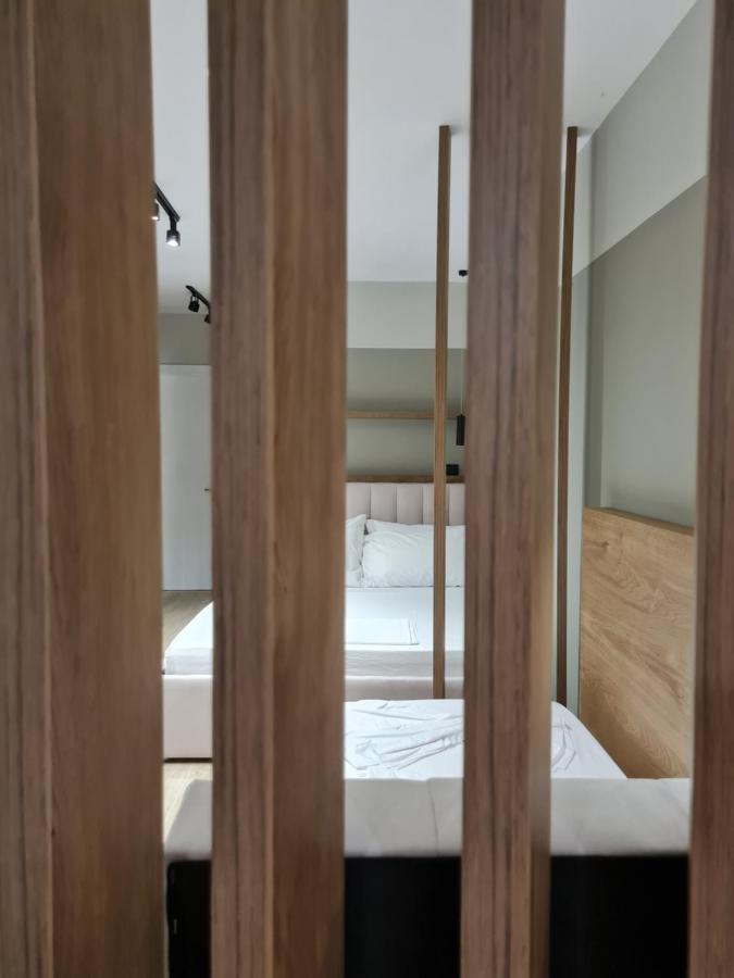 Tam Serviced Studio Apartment Myslym Shyri No1 Тирана Екстер'єр фото