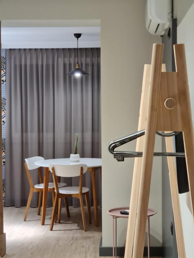 Tam Serviced Studio Apartment Myslym Shyri No1 Тирана Екстер'єр фото